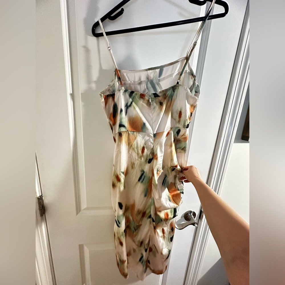 Dress Small - Picture 3 of 4